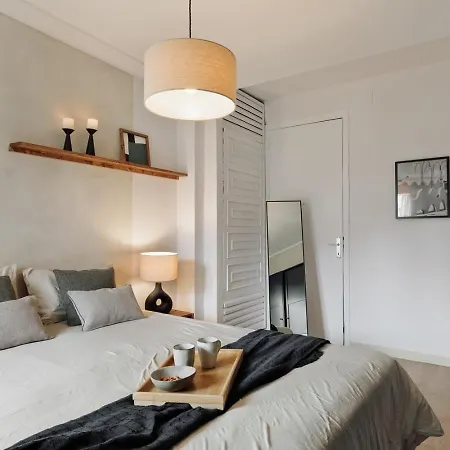 Canet - 1 Bedroom In Ciutat Vella * バルセロナ